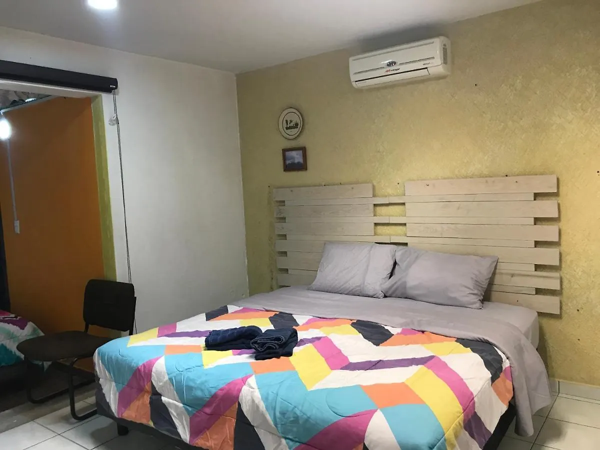 Casa D Miros Familias , Grupos Y Empresas Max 20 P Hotel Guadalajara 2*,  México